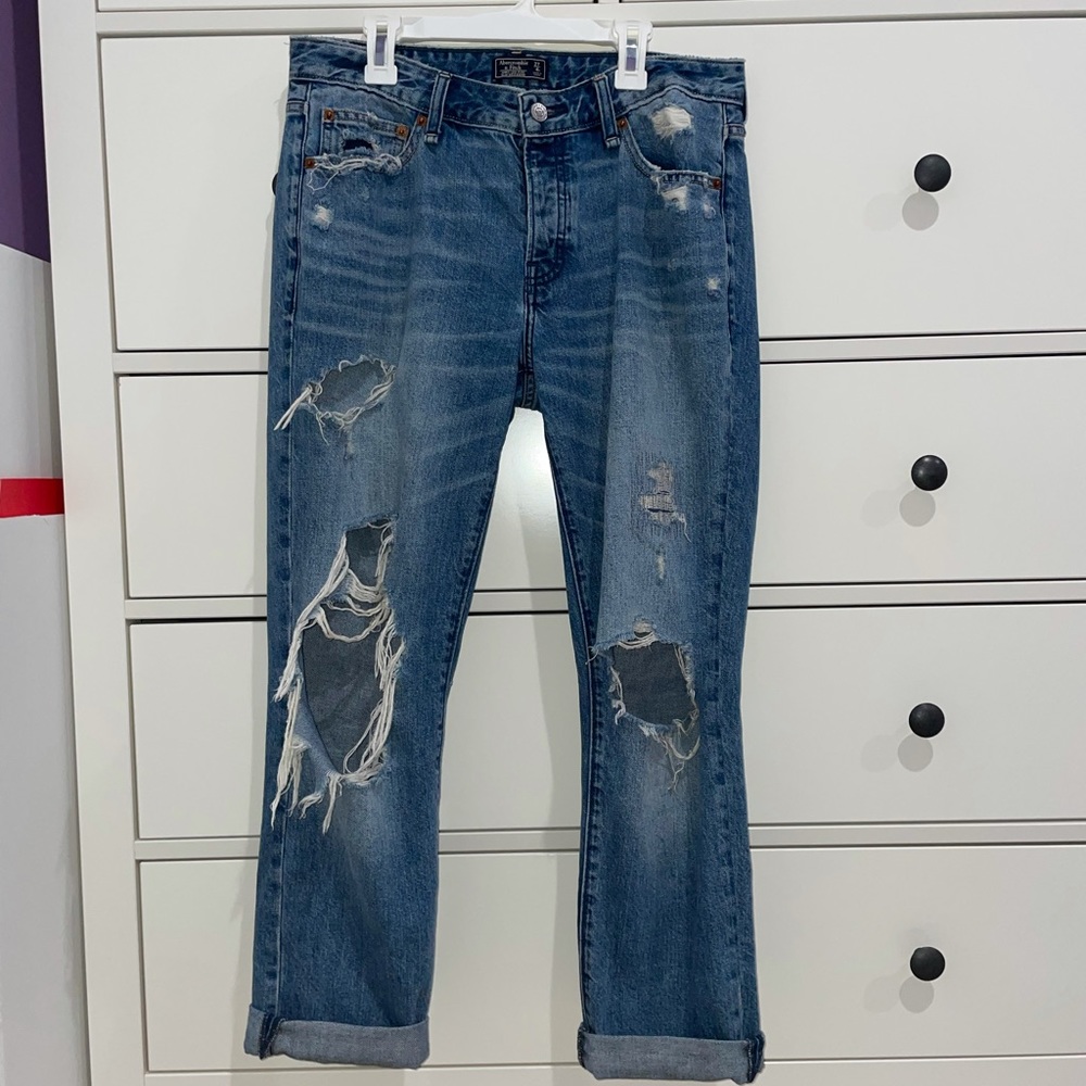 BLUE BOYFRIEND JEANS (Abercrombie and Fitch)